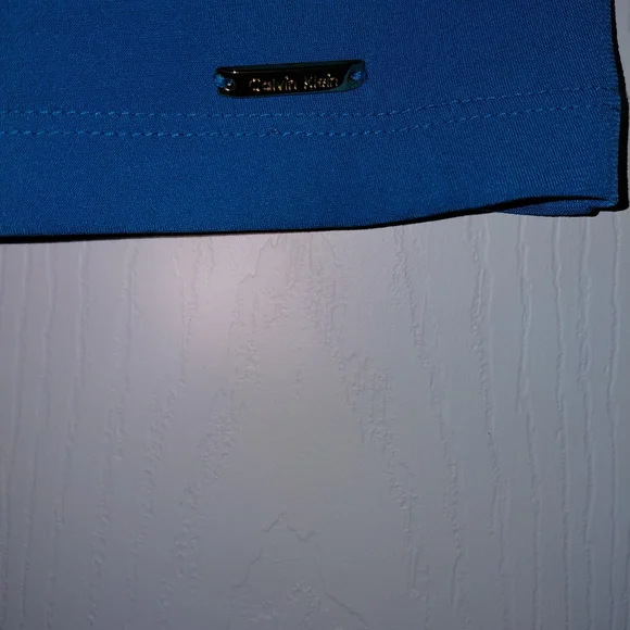 Calvin Klein Women's Vibrant Blue Sleeveless Blouse - Picture 2 of 5